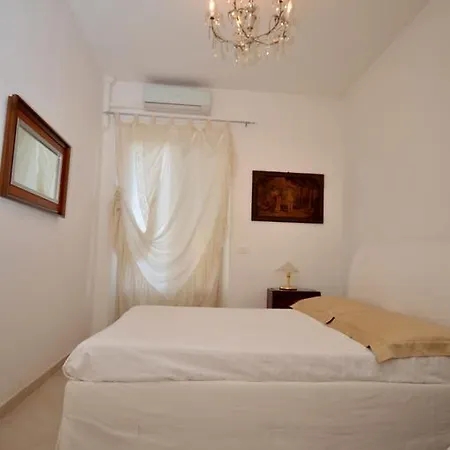 Casa Gialla 公寓 *